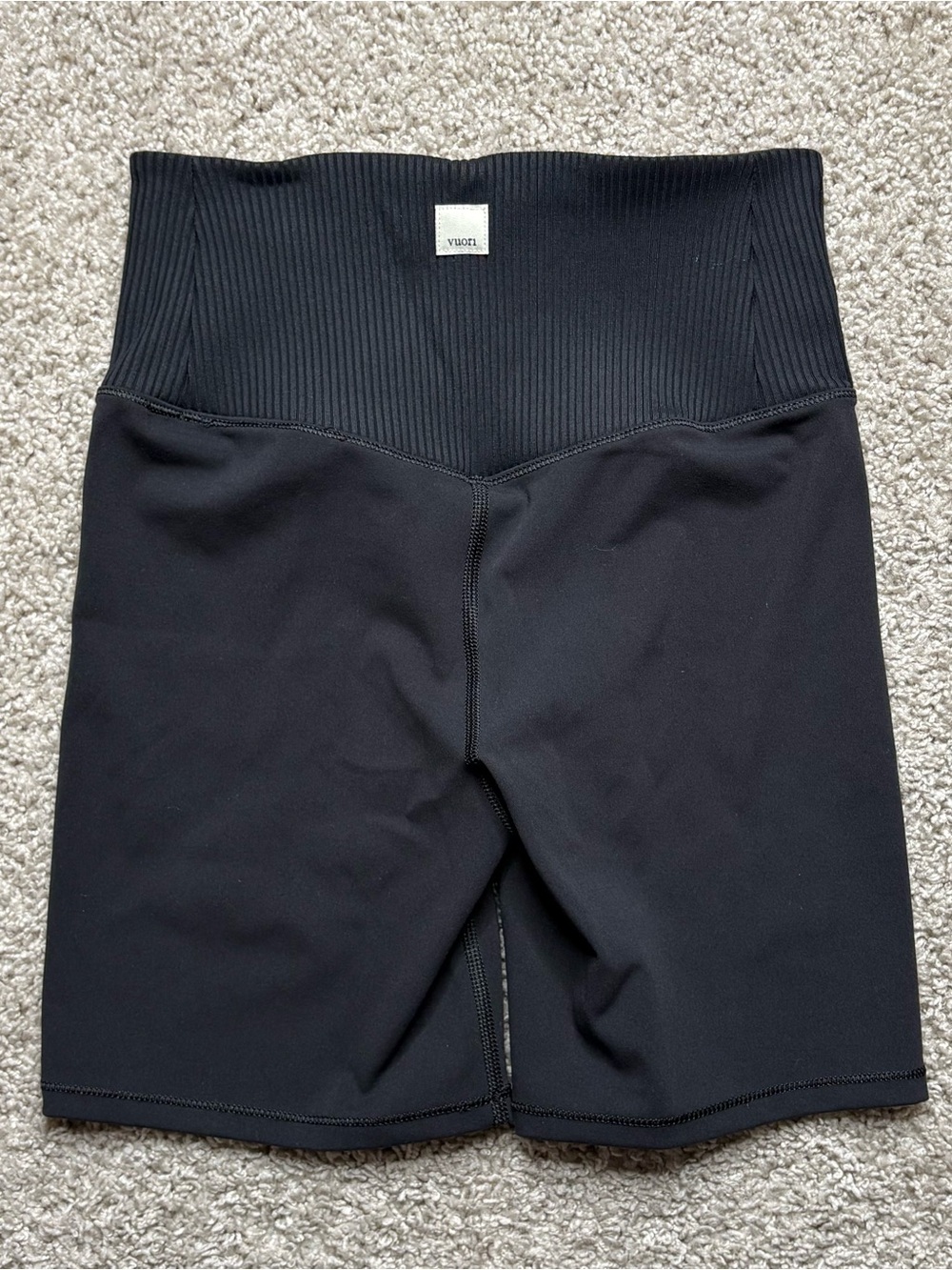 Vuori Rib Studio Short - Picture 2 of 4